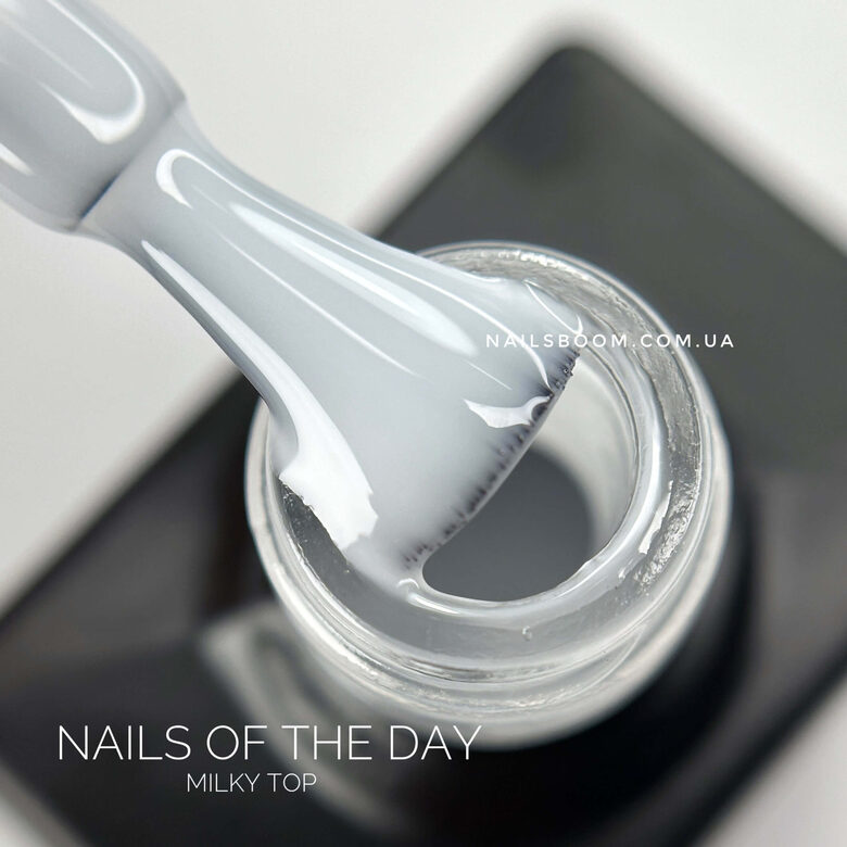 NAILSOFTHEDAY Milky top