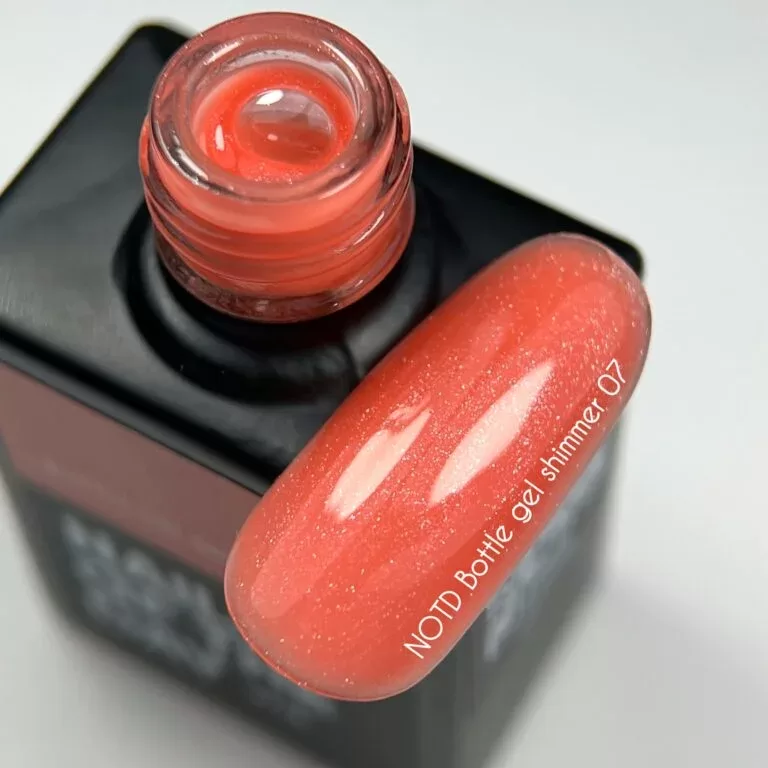 .NAILSOFTHEDAY Bottle gel shimmer 07
