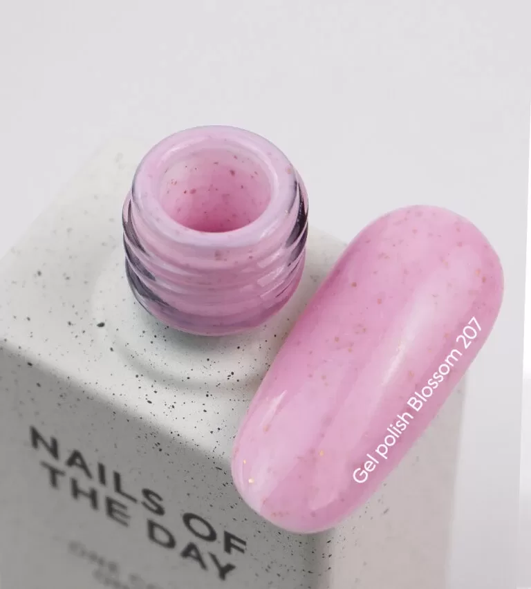 NAILSOFTHEDAY Let's special Blosoom