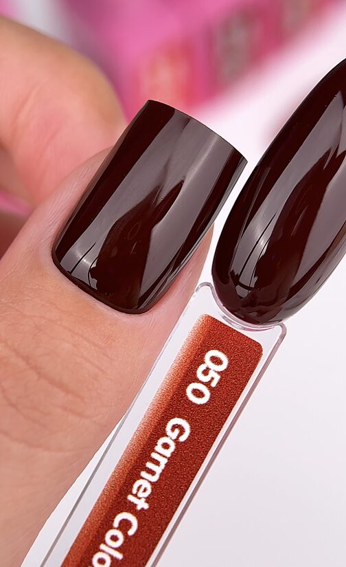 VEGA GARNET color 050 - gēllaka 10ml.