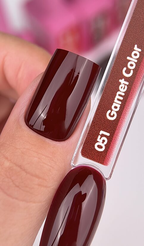 VEGA GARNET color 051 - gēllaka 10ml.
