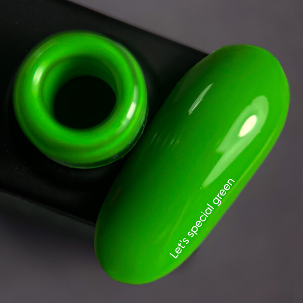 Nailsoftheday Let's special green
